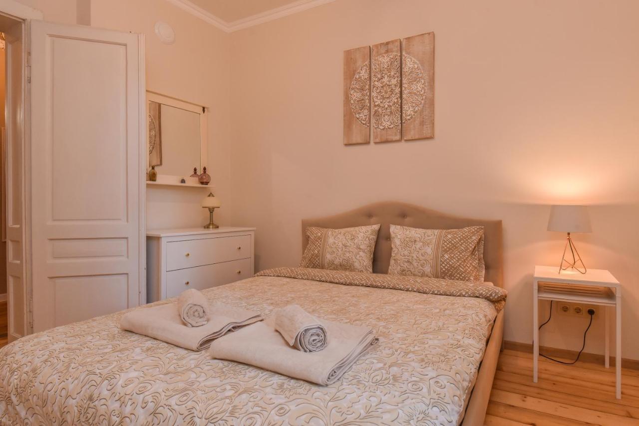 Spacious Vintage 2Br, 2Bath Apartment By Flat Mаnager Sofia Eksteriør billede