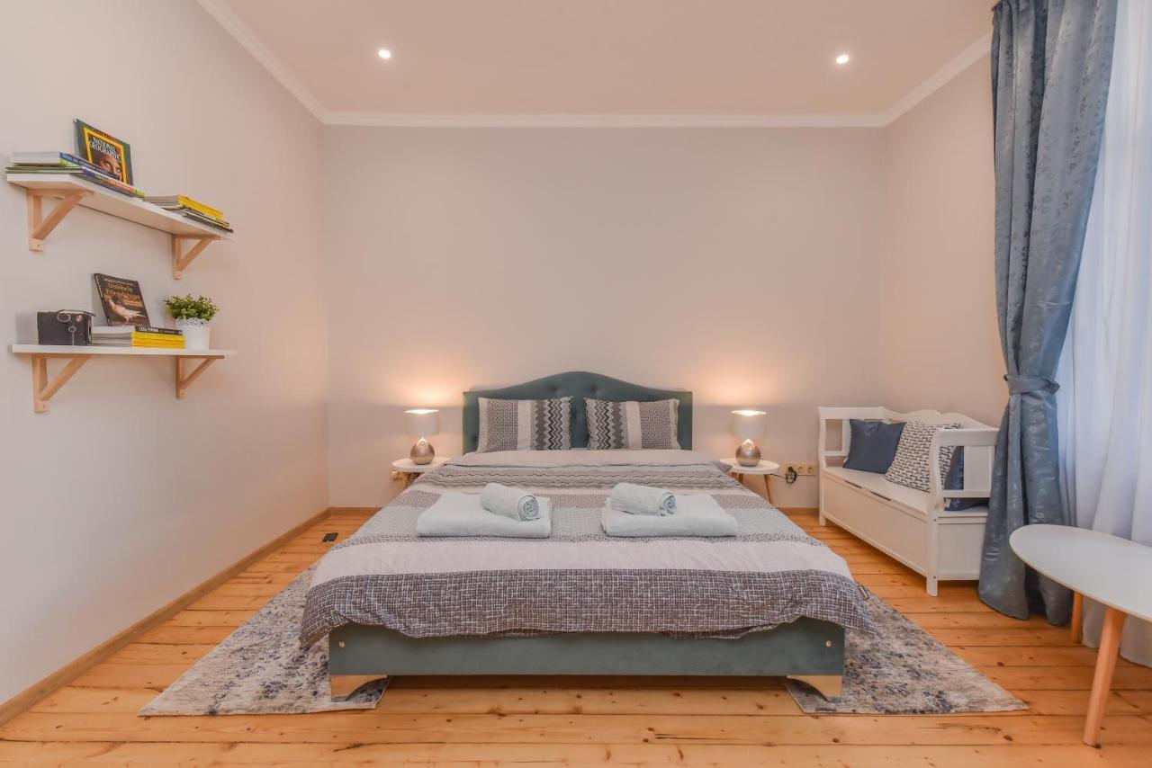 Spacious Vintage 2Br, 2Bath Apartment By Flat Mаnager Sofia Eksteriør billede